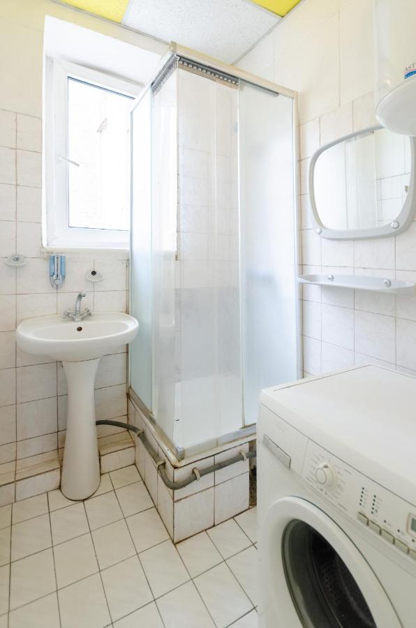 Sun City Hostel Kiev Buitenkant foto