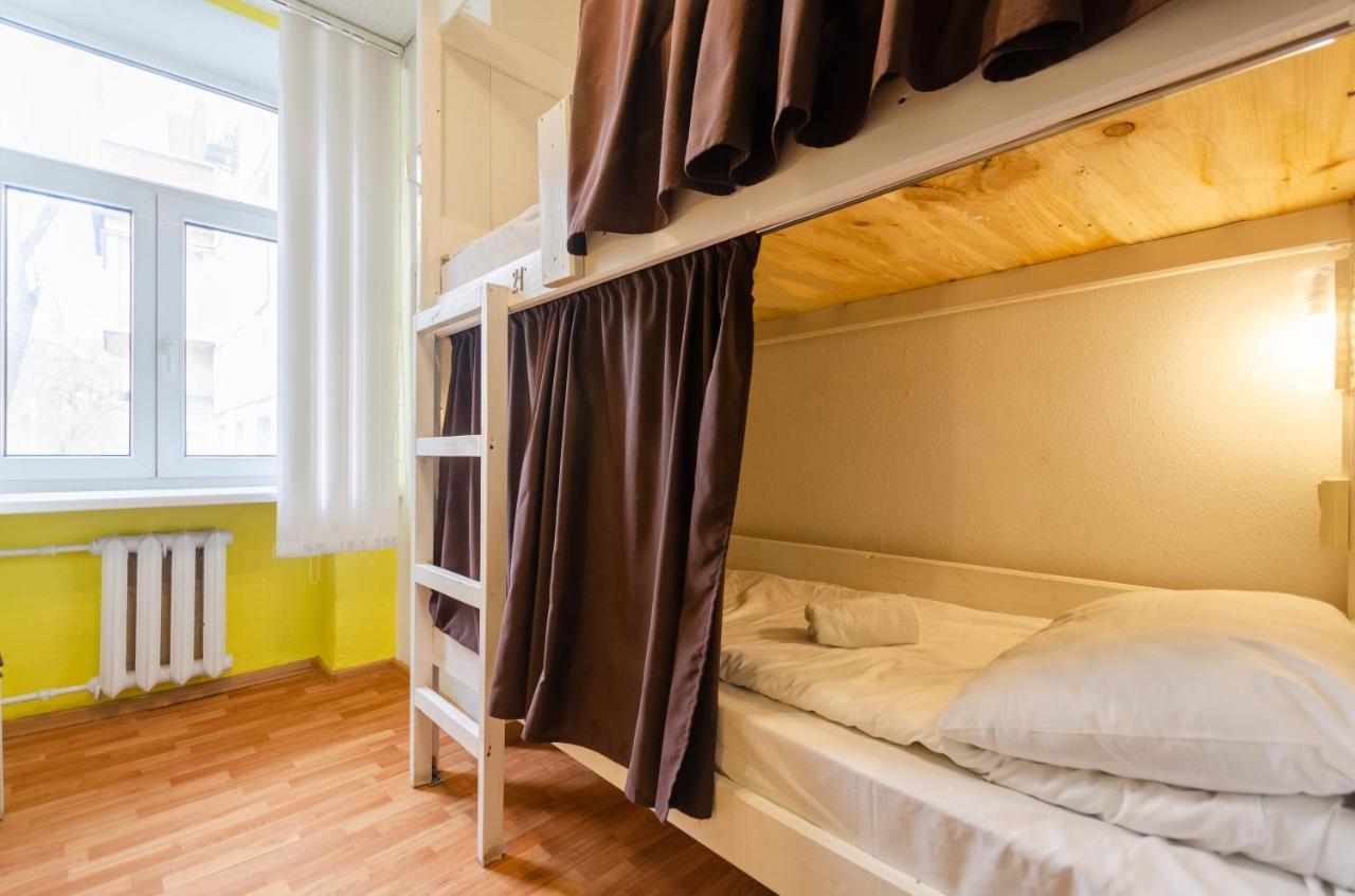 Sun City Hostel Kiev Buitenkant foto